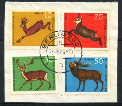 1966 - LOTTO/11975 - BERLINO - PRO GIOVENTU' 4v. - SU FRAMMENTO DI BUSTA