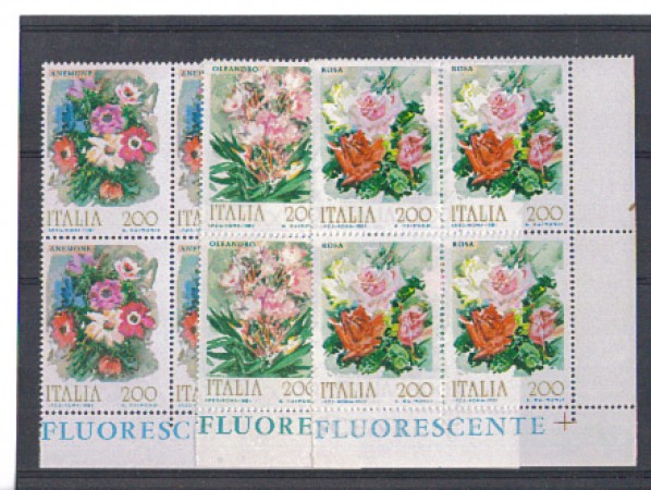 1981 - LOTTO/6736Q - REPUBBLICA - FIORI 1° SERIE - QUARTINE