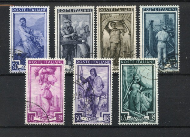 1955/57 - REPUBBLICA - LOTTO/47777 - ITALIA AL LAVORO FILIGRANA STELLE 7v. USATI