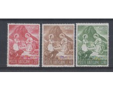 1965 - LOTTO/5907 - VATICANO - NATALE 3v.