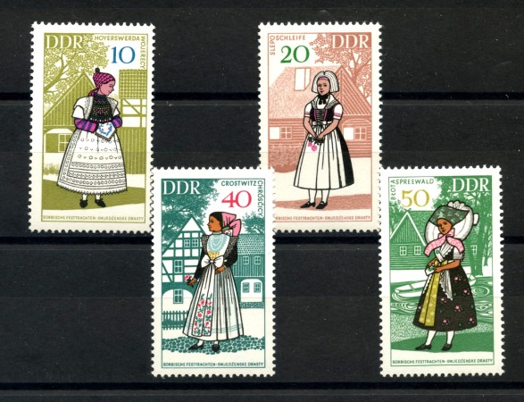 1968 - GERMANIA DDR - COSTUMI REGIONALI 4v. - NUOVI - LOTTO/36263