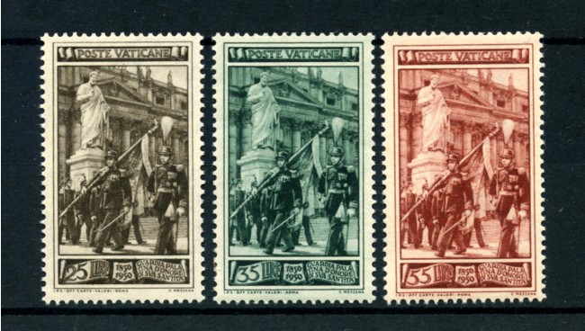 1950 - LOTTO/22034 - VATICANO - GUARDIA PALATINA 3v.  NUOVI