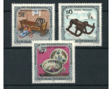 1994 - LOTTO/16448 - AUSTRIA - FOLCLORE 3v. - NUOVI
