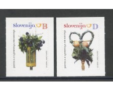 2010 - SLOVENIA - FATTO IN SLOVENIA 2v. - NUOVi - LOTTO/34443